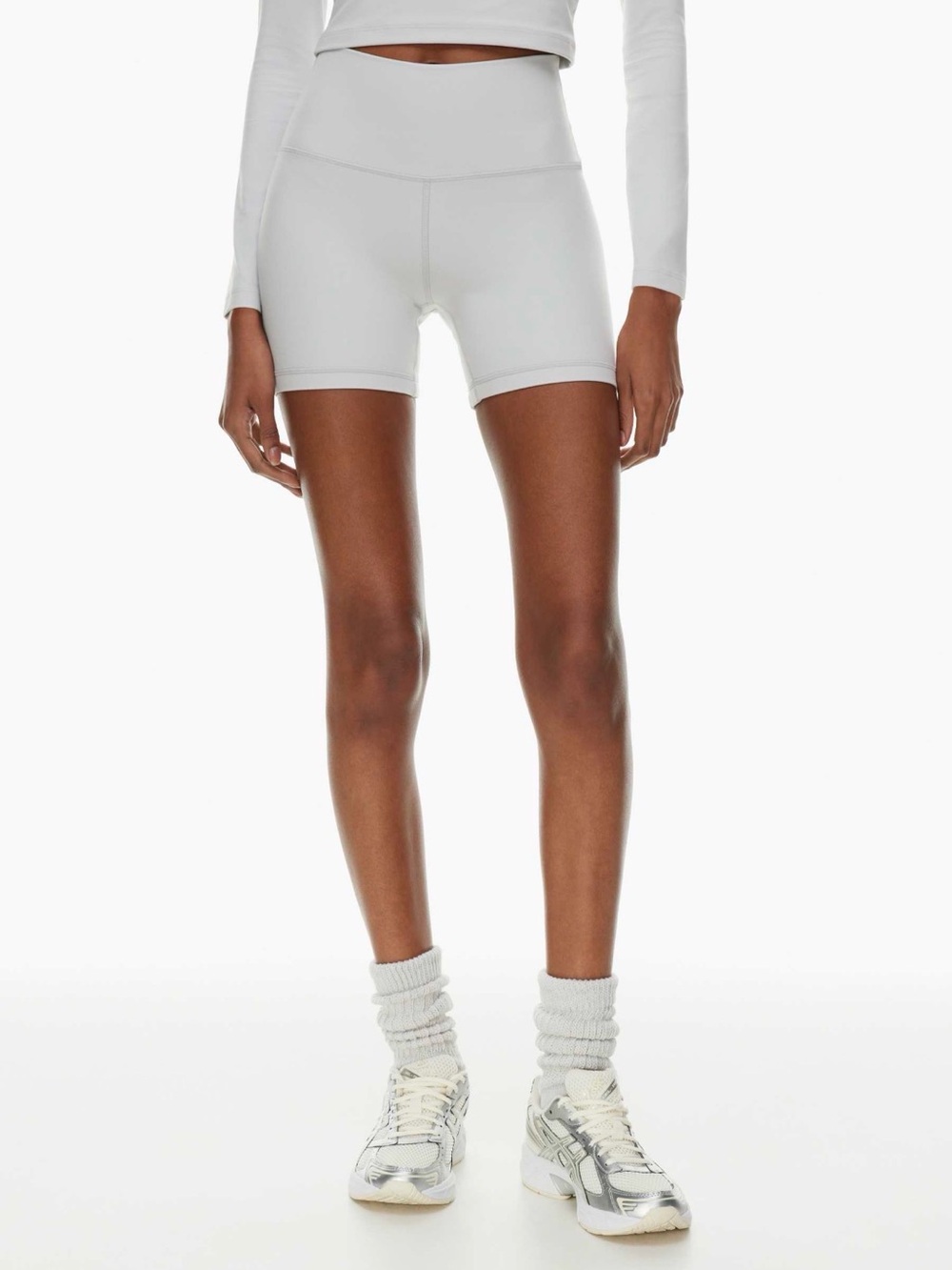 Aritzia Golden High-Rise Biker Shorts Size 2